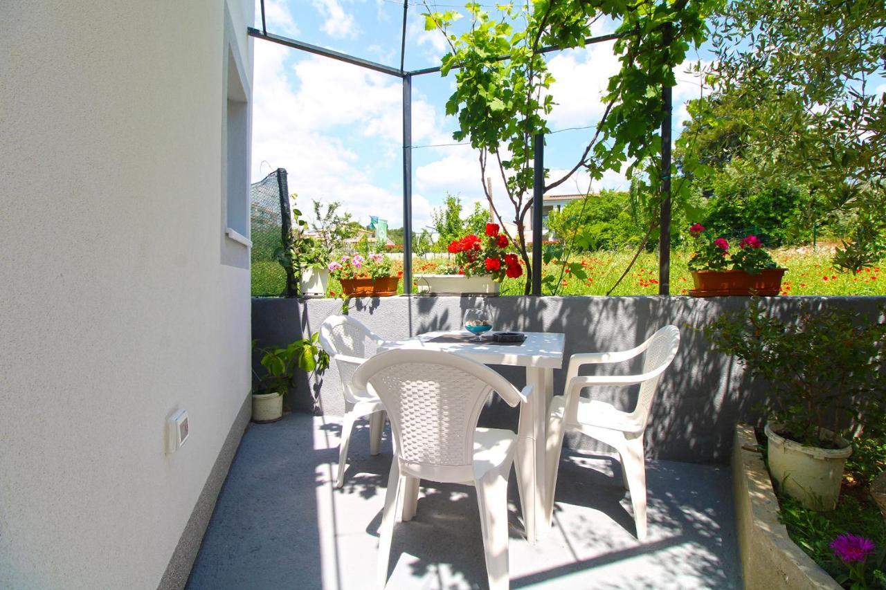 Apartment Josip 1649 Fažana Exterior foto